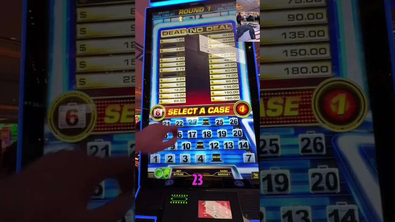 Deal or No Deal Slot Casino: Player Declines Banker