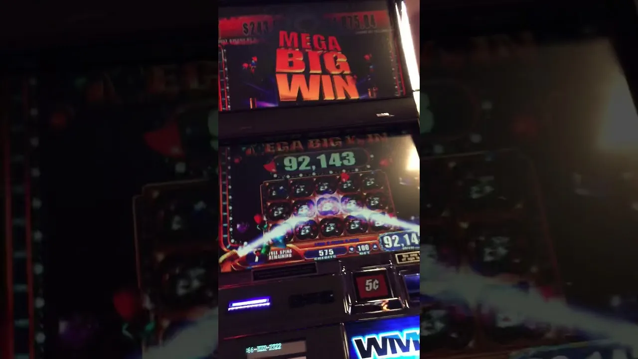 Ultimate Fire Link: HUGE Bonus Round Slot Machine Win!