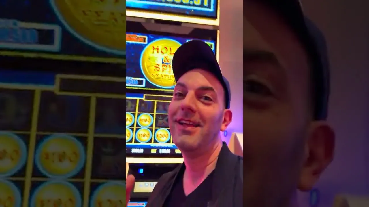 Dollar Storm Slot: $100 Spin Accidentally Wins $900!